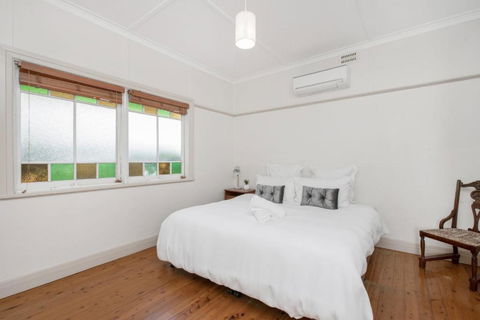 A SWEET ESCAPE Byron Surf Cottage Walk To Byron - Palm Beach Accommodation 5