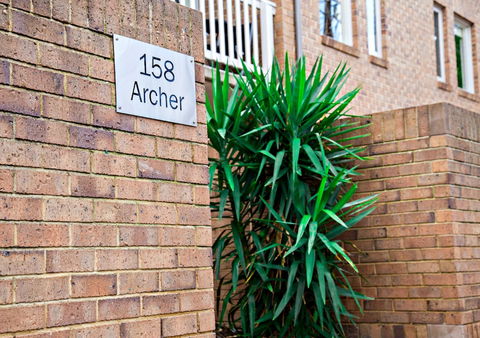 Adelaide Dresscircle Apartments - Archer Street - Palm Beach Accommodation 0
