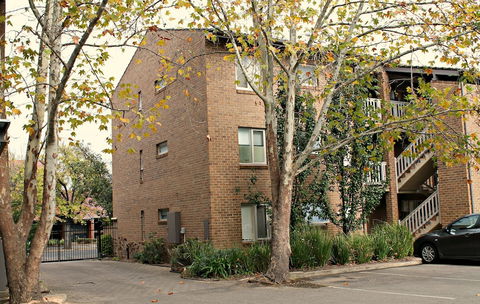 Adelaide Dresscircle Apartments - Archer Street - Palm Beach Accommodation 4