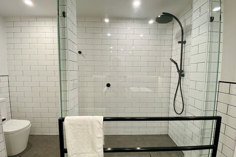 Ascot Apartments - Palm Beach Accommodation 4