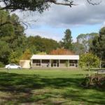 Camawald Coonawarra Cottage B & B - Palm Beach Accommodation 0