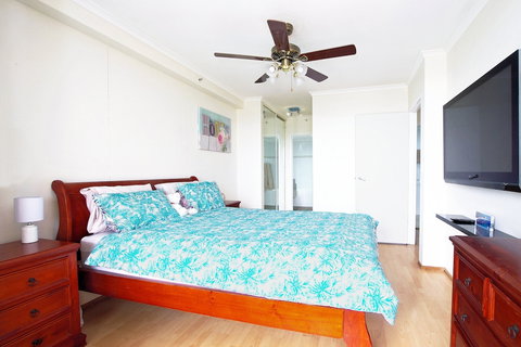 801 At The Plaza - Palm Beach Accommodation 4