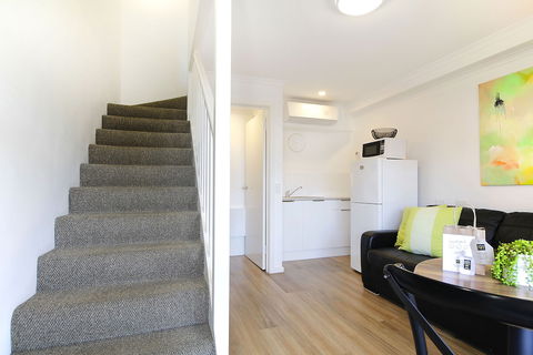 Apartments 521 - Palm Beach Accommodation 1