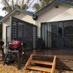 Coonawarra Cabins Unit C - Palm Beach Accommodation 0