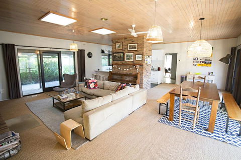 LOCKINGTON - Palm Beach Accommodation 5