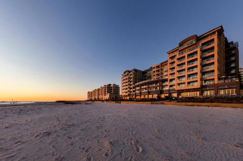 Apartments At 16 Holdfast - Palm Beach Accommodation 6