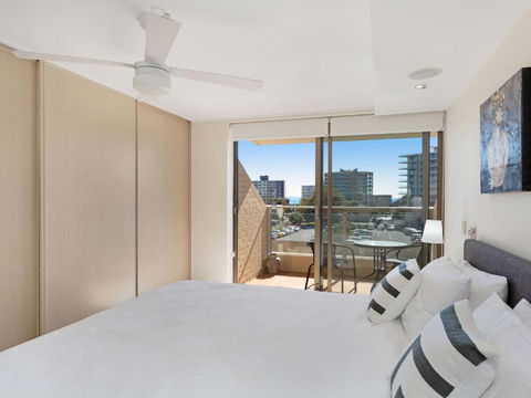 Garden Apartment At Forster Tower - Palm Beach Accommodation 2
