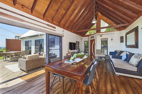 A PERFECT STAY - Belongil On The Beach - Palm Beach Accommodation 3