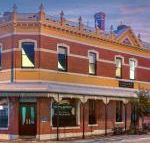 Langsford - Palm Beach Accommodation