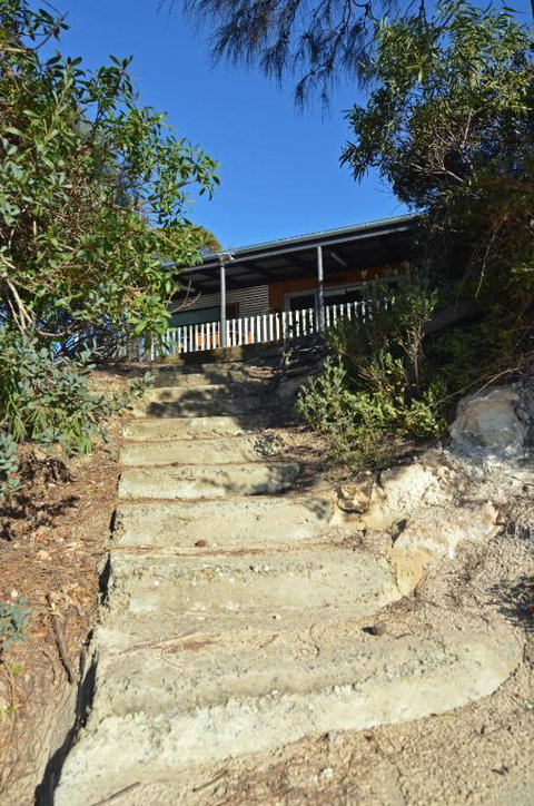 CDC 625 Beach House Incl.rear 2BR Studio - Palm Beach Accommodation 2
