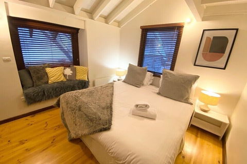 Alpine Retreat - Palm Beach Accommodation 6