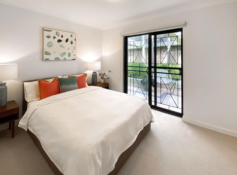 BELLEVUE GARDEN OASIS-hosted By L'Abode - Palm Beach Accommodation 0