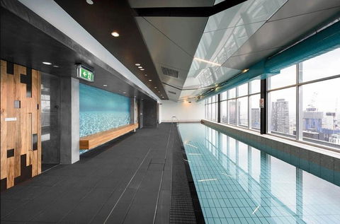 Auguste 2 BDR Melbourne Apartment - Palm Beach Accommodation 1