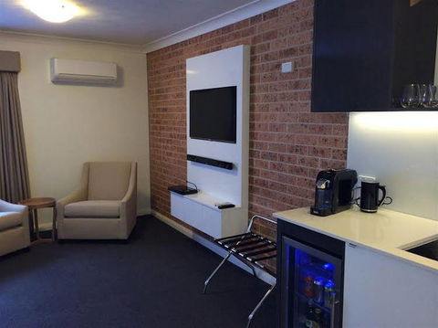 Blue Gum Motor Inn - Palm Beach Accommodation 2