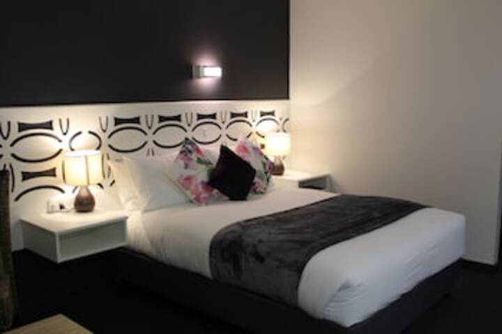 Sebastopol SA Palm Beach Accommodation