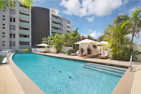 Ambience On Burleigh Beach - Palm Beach Accommodation 2