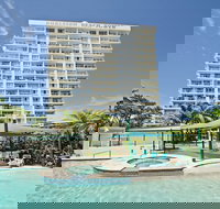 Burleigh Beach Tower - Palm Beach Accommodation
