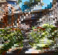 Oceanside Cove Holiday Apartments - Palm Beach Accommodation