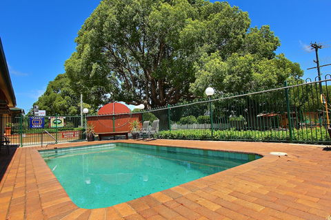 Garden City Motor Inn - Palm Beach Accommodation 2