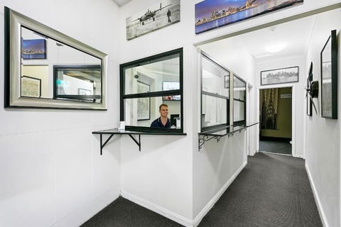 Airport Hotel Sydney - Palm Beach Accommodation 2