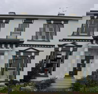 Portland Holiday Village - Palm Beach Accommodation