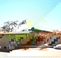 The Lodge Motel - Palm Beach Accommodation