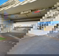 Adelaide Road Motor Lodge - Palm Beach Accommodation