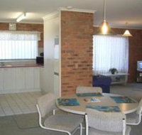 Fronds Holiday Apartments - Palm Beach Accommodation