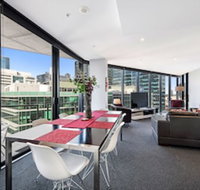 Docklands Executive Apartments - Palm Beach Accommodation