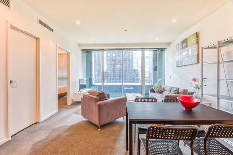 CBD Collins St. Near Southern Cross - Palm Beach Accommodation 4