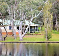 Bushy Lake Chalets - Palm Beach Accommodation