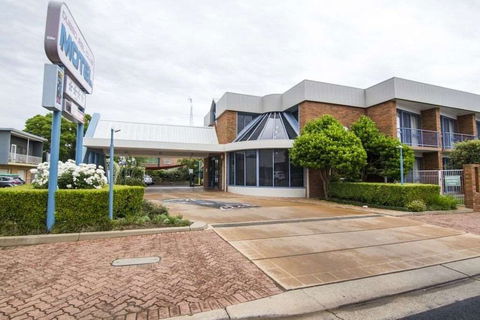 Dubbo RSL Club Motel - Palm Beach Accommodation 0
