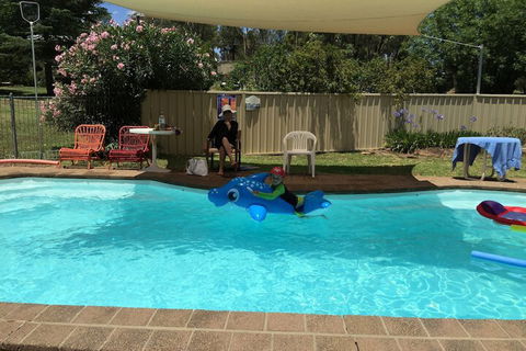 Warrumbungles Mountain Motel - Palm Beach Accommodation 1