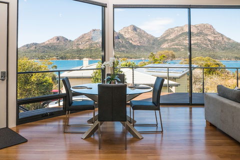 At The Bay - Palm Beach Accommodation 2