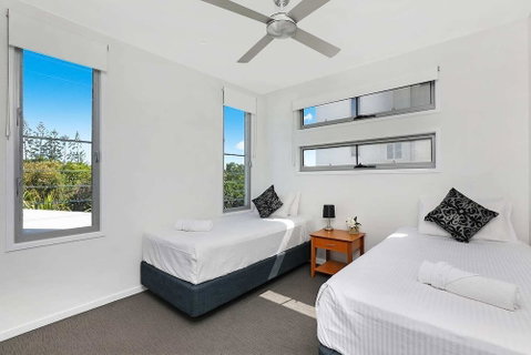 Northshor-Ultimate Beach House - Palm Beach Accommodation 4