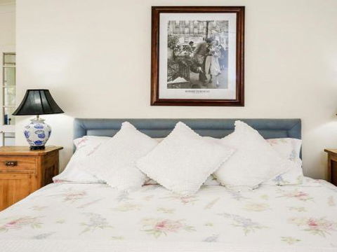 LAVENDER COTTAGE Alpine Southern Highlands 4pm Check Out Sundays - Palm Beach Accommodation 3