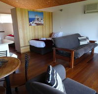 22 Korora Palms 1 Bedroom Bure - Palm Beach Accommodation