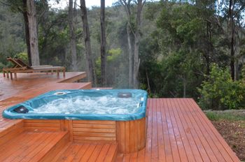 Quiet Rural Retreat With Spa - Palm Beach Accommodation 3
