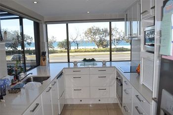 Huntington Apt 3 - Palm Beach Accommodation 2