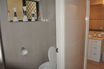 Huntington Apt 3 - Palm Beach Accommodation 1