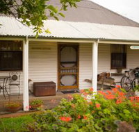 Davidsons Cottage - Palm Beach Accommodation