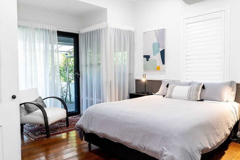 A PERFECT STAY - Solstice - Palm Beach Accommodation 6