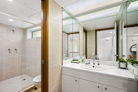 Garden Penthouse Netanya - Palm Beach Accommodation 4