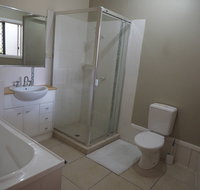 Queen Room With Airport Transfers Or Car Rental