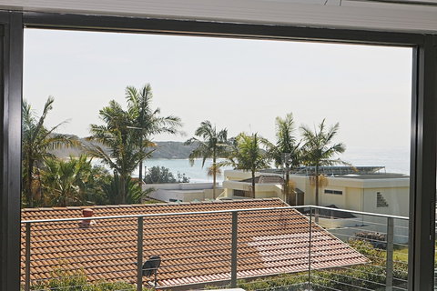 Break Point - Palm Beach Accommodation 5