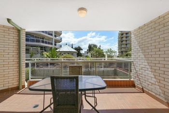 Mariners Apartment 18 - Palm Beach Accommodation 2