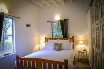 Arcadia Bed & Breakfast & Cottages - Palm Beach Accommodation 2