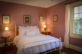 Arcadia Bed & Breakfast & Cottages - Palm Beach Accommodation 5