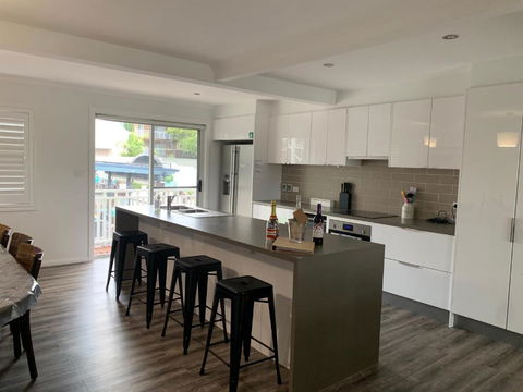 Beach & Bay Holiday House - Palm Beach Accommodation 5