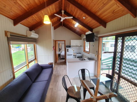 G'day Parks Ararat - Palm Beach Accommodation 1